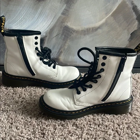Kids Dr. Martens 1460 White Boots with Black Laces - Picture 4 of 6